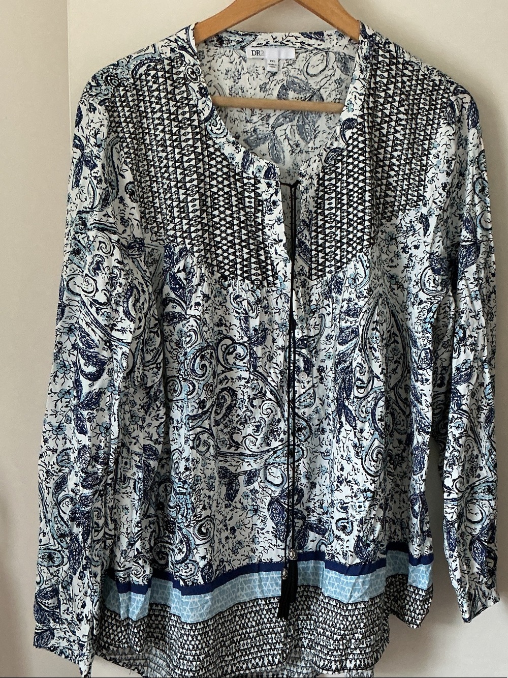 DR2 White and Blue Paisley Tie-Front Long Sleeve Blouse